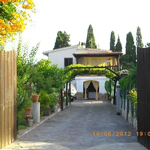  Casa vacanze 18 Via Sa Salina Portopino Italia